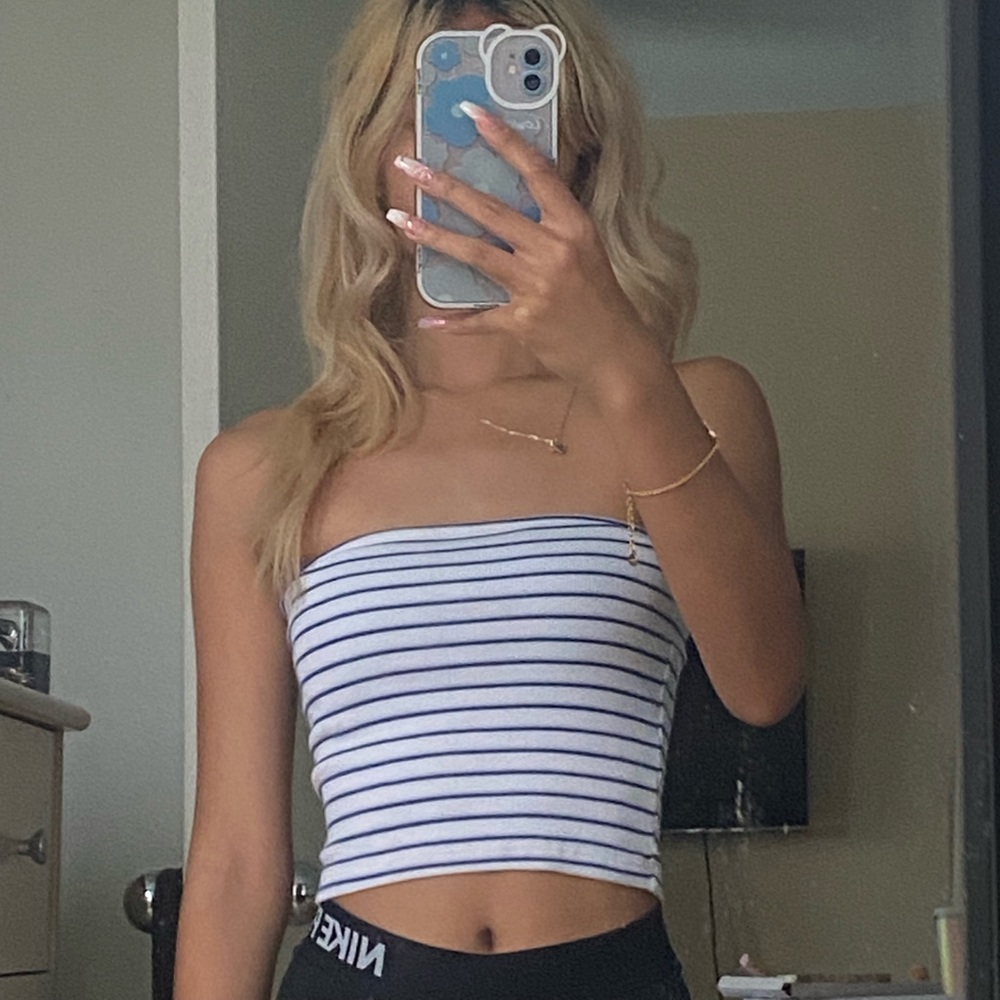 Brandy Melville Stripped Crop Top
